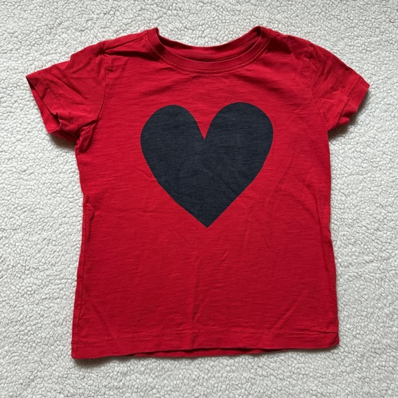 Primary Heart Print Shirt - Picture 2 of 5